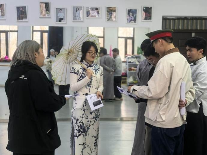 a8f16dc3b5cef8ad27c2953b704b6596